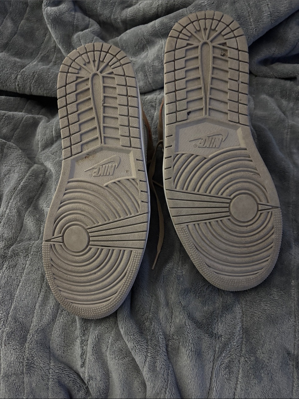 Jordans - Picture 4 of 4